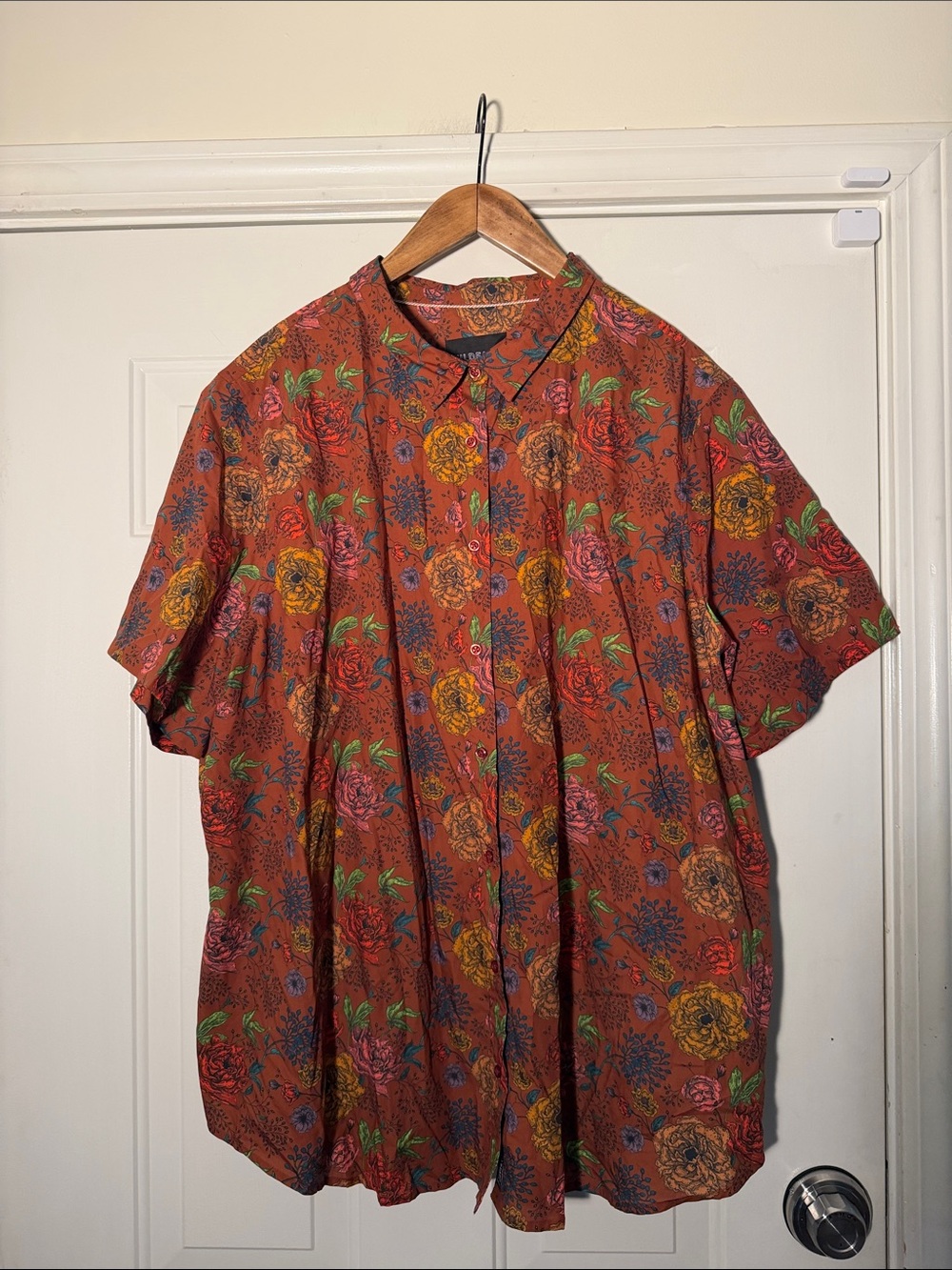 Wildfang Rust Floral Short-Sleeve Button-Down with Yellow & Green Accents. Sz 4x